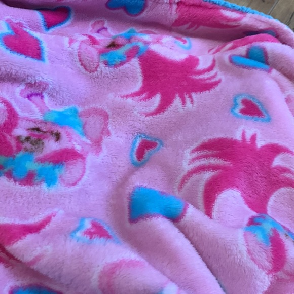 💜5 for $25💜Trolls Poppy bath robe size 12 - Picture 4 of 9